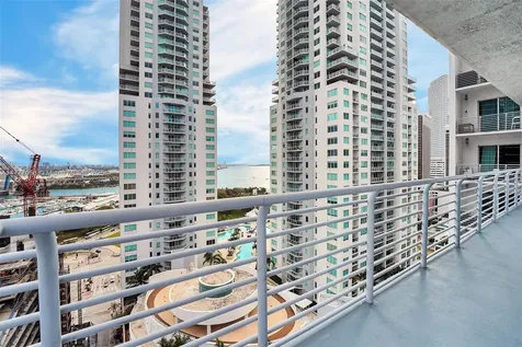 234 NE 3rd Street Miami FL 33132
