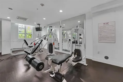 234 NE 3rd Street Miami FL 33132