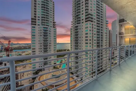 234 NE 3rd Street Miami FL 33132