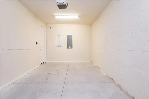 4144 Greenway Drive Hollywood FL 33021