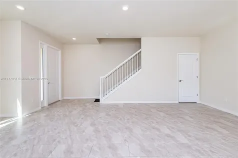 4144 Greenway Drive Hollywood FL 33021