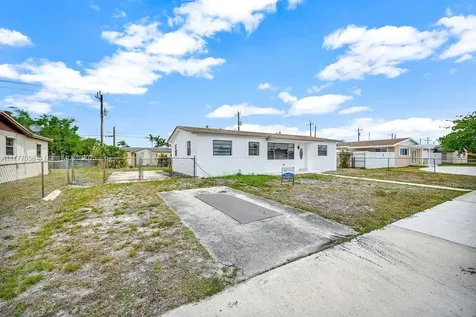 20911 NW 30th Court Miami Gardens FL 33056