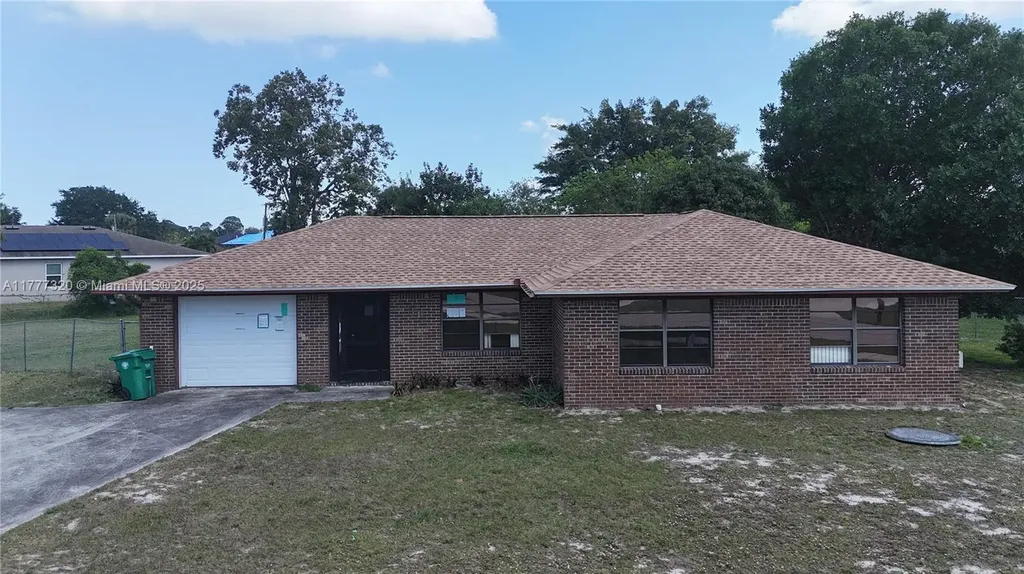 731 SW Del Rio Boulevard Port St. Lucie FL 34953