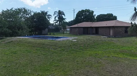 731 SW Del Rio Boulevard Port St. Lucie FL 34953