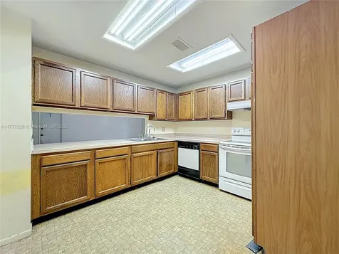 731 SW Del Rio Boulevard Port St. Lucie FL 34953