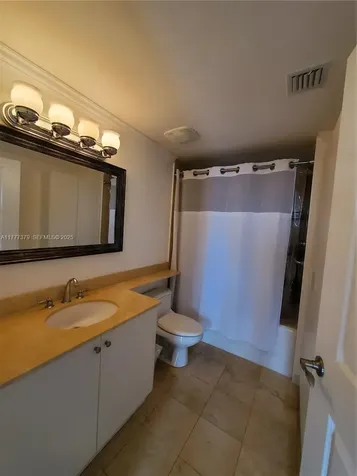 170 SE 14th Street Miami FL 33131