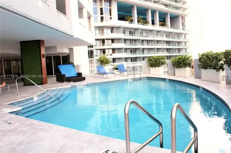 170 SE 14th Street Miami FL 33131
