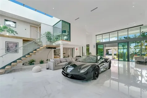 7960 Biscayne Point Circle Miami Beach FL 33141