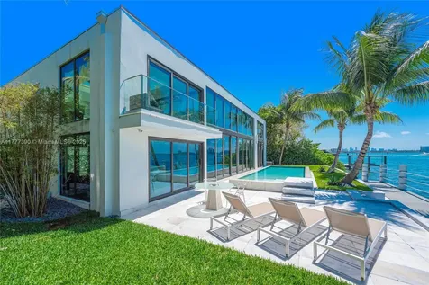 7960 Biscayne Point Circle Miami Beach FL 33141