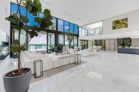 7960 Biscayne Point Circle Miami Beach FL 33141