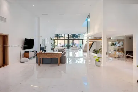 7960 Biscayne Point Circle Miami Beach FL 33141