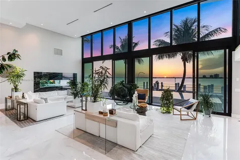 7960 Biscayne Point Circle Miami Beach FL 33141