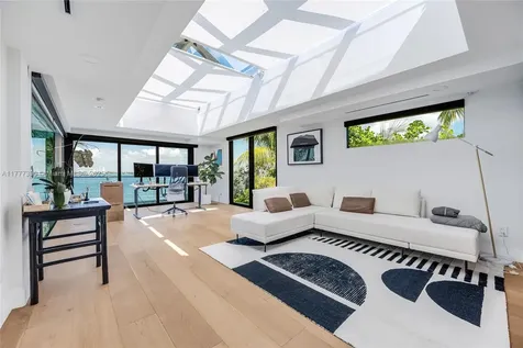 7960 Biscayne Point Circle Miami Beach FL 33141