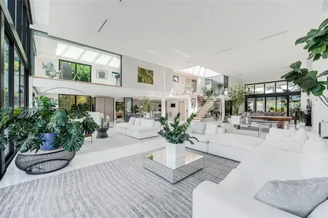 7960 Biscayne Point Circle Miami Beach FL 33141