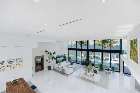 7960 Biscayne Point Circle Miami Beach FL 33141