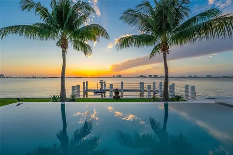 7960 Biscayne Point Circle Miami Beach FL 33141