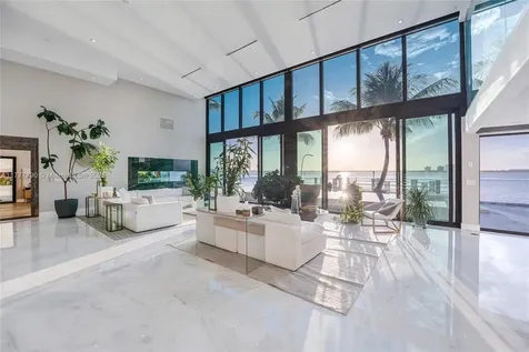 7960 Biscayne Point Circle Miami Beach FL 33141