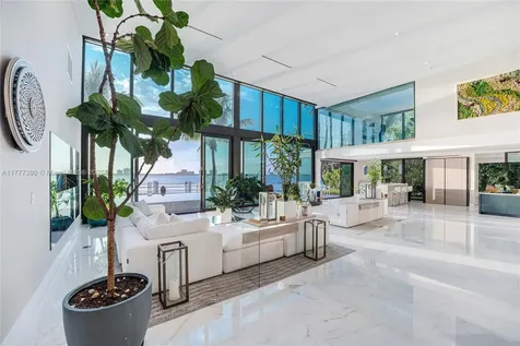 7960 Biscayne Point Circle Miami Beach FL 33141