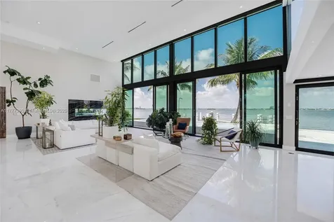 7960 Biscayne Point Circle Miami Beach FL 33141