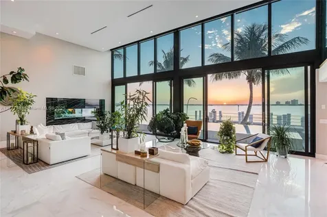 7960 Biscayne Point Circle Miami Beach FL 33141