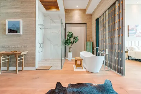 7960 Biscayne Point Circle Miami Beach FL 33141