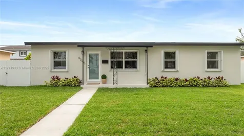 4345 SW 112th Avenue Miami FL 33165