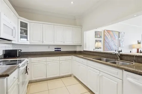 151 Crandon Boulevard Key Biscayne FL 33149