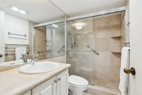 151 Crandon Boulevard Key Biscayne FL 33149