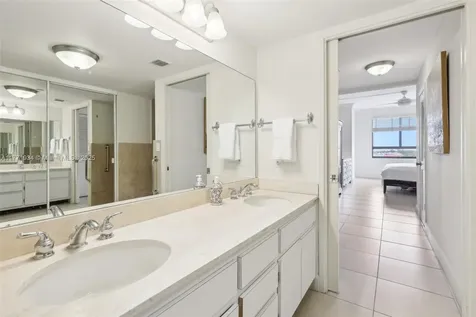 151 Crandon Boulevard Key Biscayne FL 33149