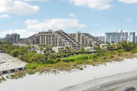 151 Crandon Boulevard Key Biscayne FL 33149