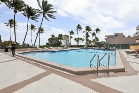 151 Crandon Boulevard Key Biscayne FL 33149