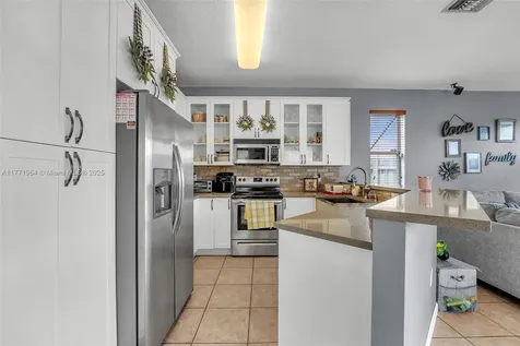 2260 NE 37th Terrace Homestead FL 33033