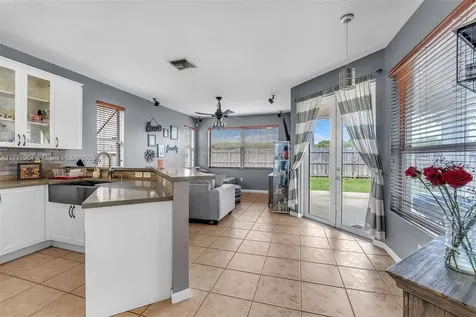 2260 NE 37th Terrace Homestead FL 33033