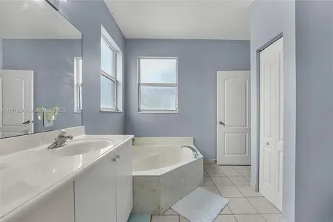 2260 NE 37th Terrace Homestead FL 33033
