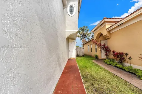 2260 NE 37th Terrace Homestead FL 33033