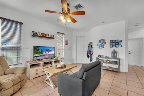 2260 NE 37th Terrace Homestead FL 33033
