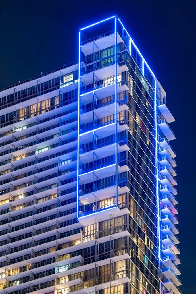 1100 Biscayne Boulevard Miami FL 33132