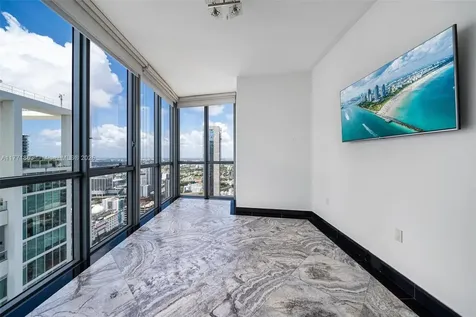 1100 Biscayne Boulevard Miami FL 33132