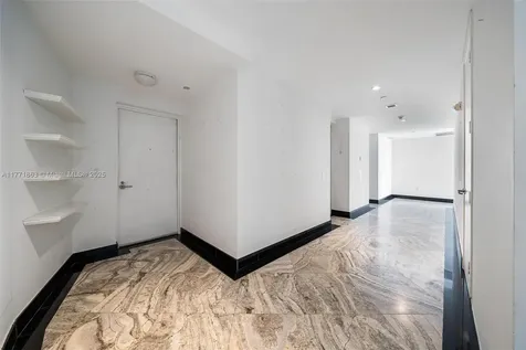 1100 Biscayne Boulevard Miami FL 33132
