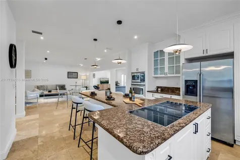 924 NE 71st Street Miami FL 33138