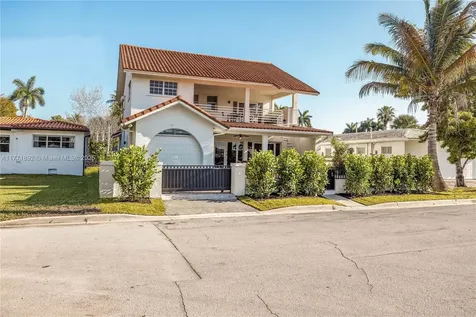 924 NE 71st Street Miami FL 33138