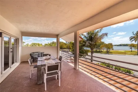 924 NE 71st Street Miami FL 33138