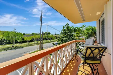 1012 SW 11th Street Hallandale Beach FL 33009