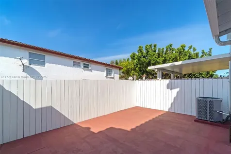 8403 SW 209th Street Cutler Bay FL 33189