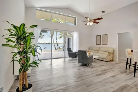 18305 NW 12th Street Pembroke Pines FL 33029