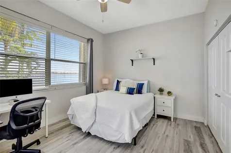 18305 NW 12th Street Pembroke Pines FL 33029