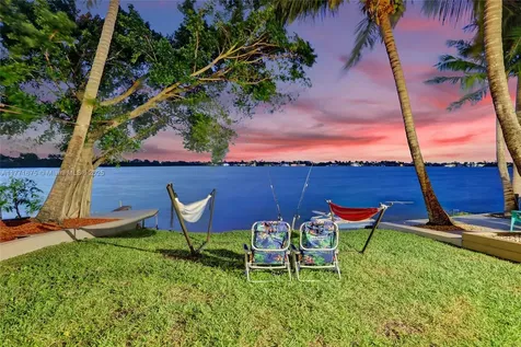 18305 NW 12th Street Pembroke Pines FL 33029