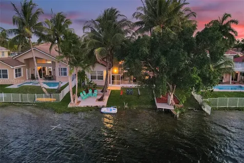 18305 NW 12th Street Pembroke Pines FL 33029