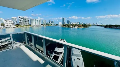 900 Bay Drive Miami Beach FL 33141