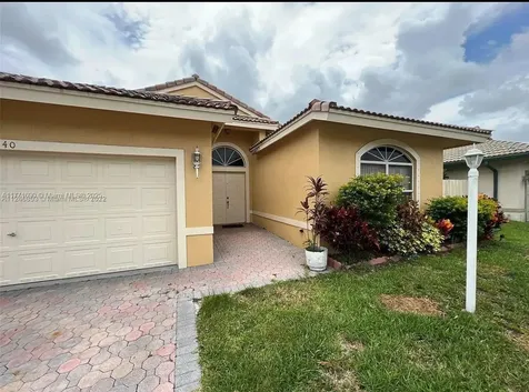 11540 SW 9th Court Pembroke Pines FL 33025